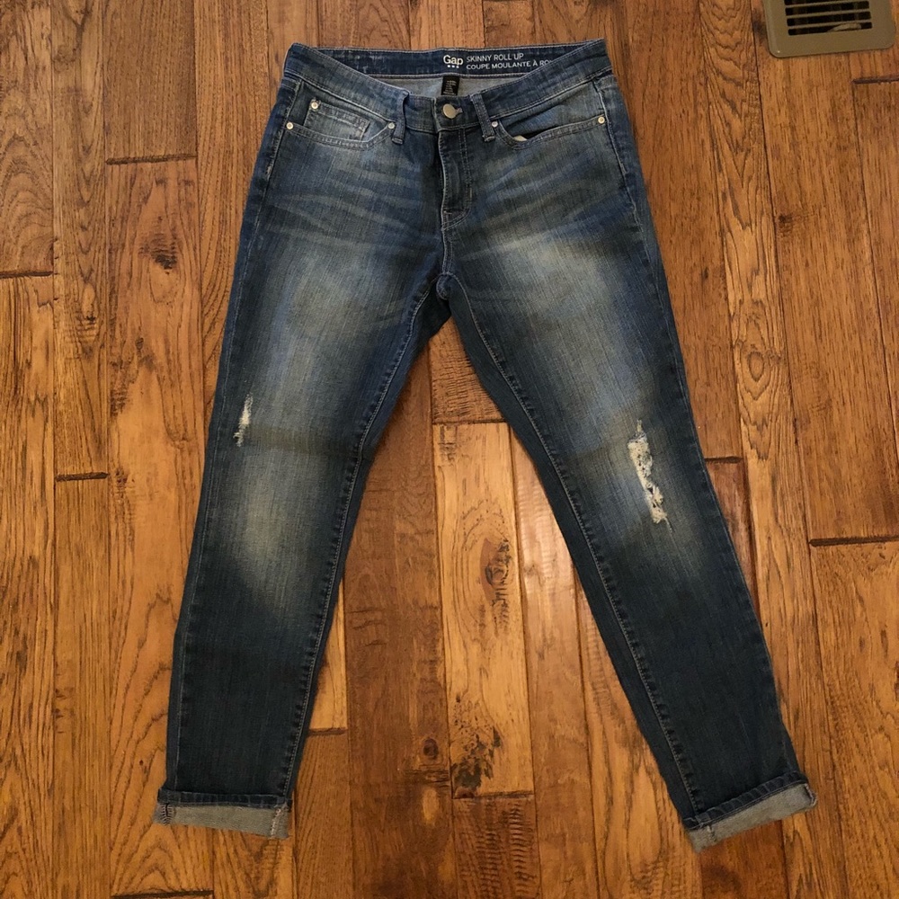 Ladies GAP Skinny Roll Up size 2/26